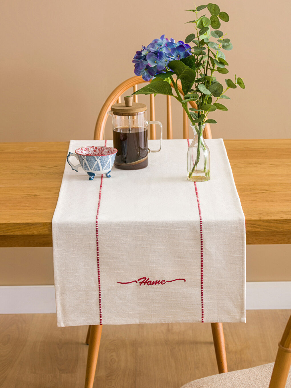 Embroidered Runner 45x150 cm-1