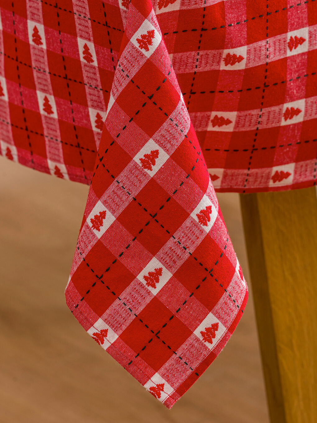 New Year Themed Table Cloth 150x200 Cm-2