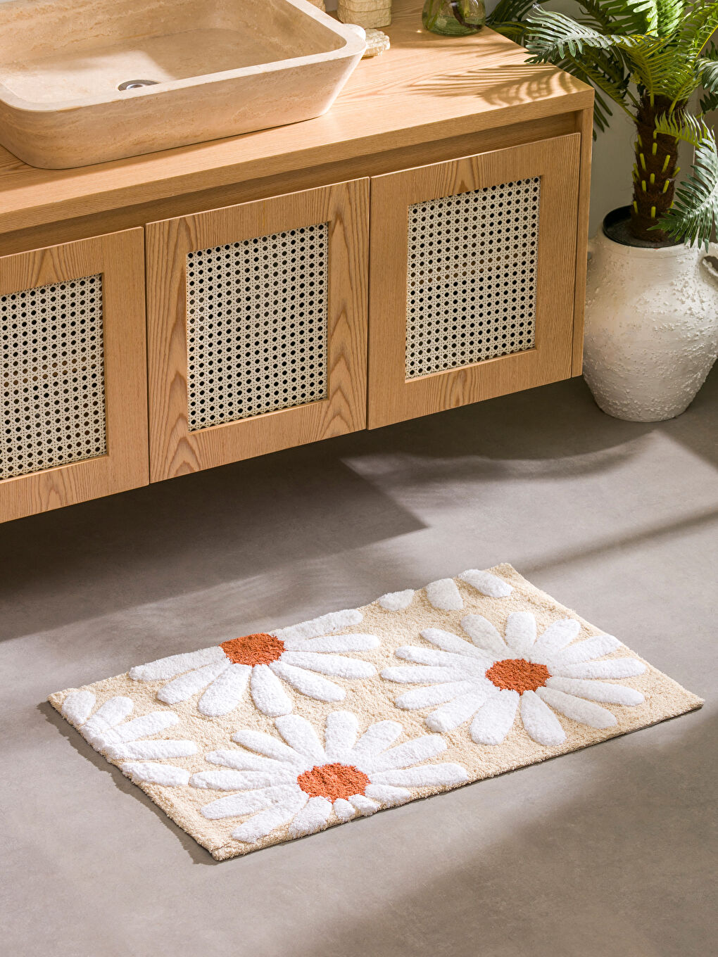LCW HOME Floral Embroidered Bath Mat 50x80 cm -W59799Z8-LQB