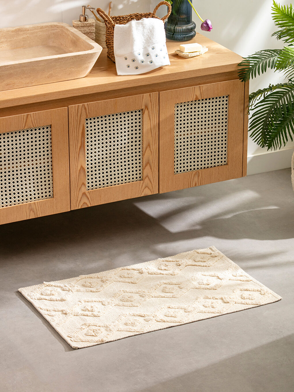 LCW HOME Embroidered Bath Mat 50x80 cm -W59802Z8-EEW