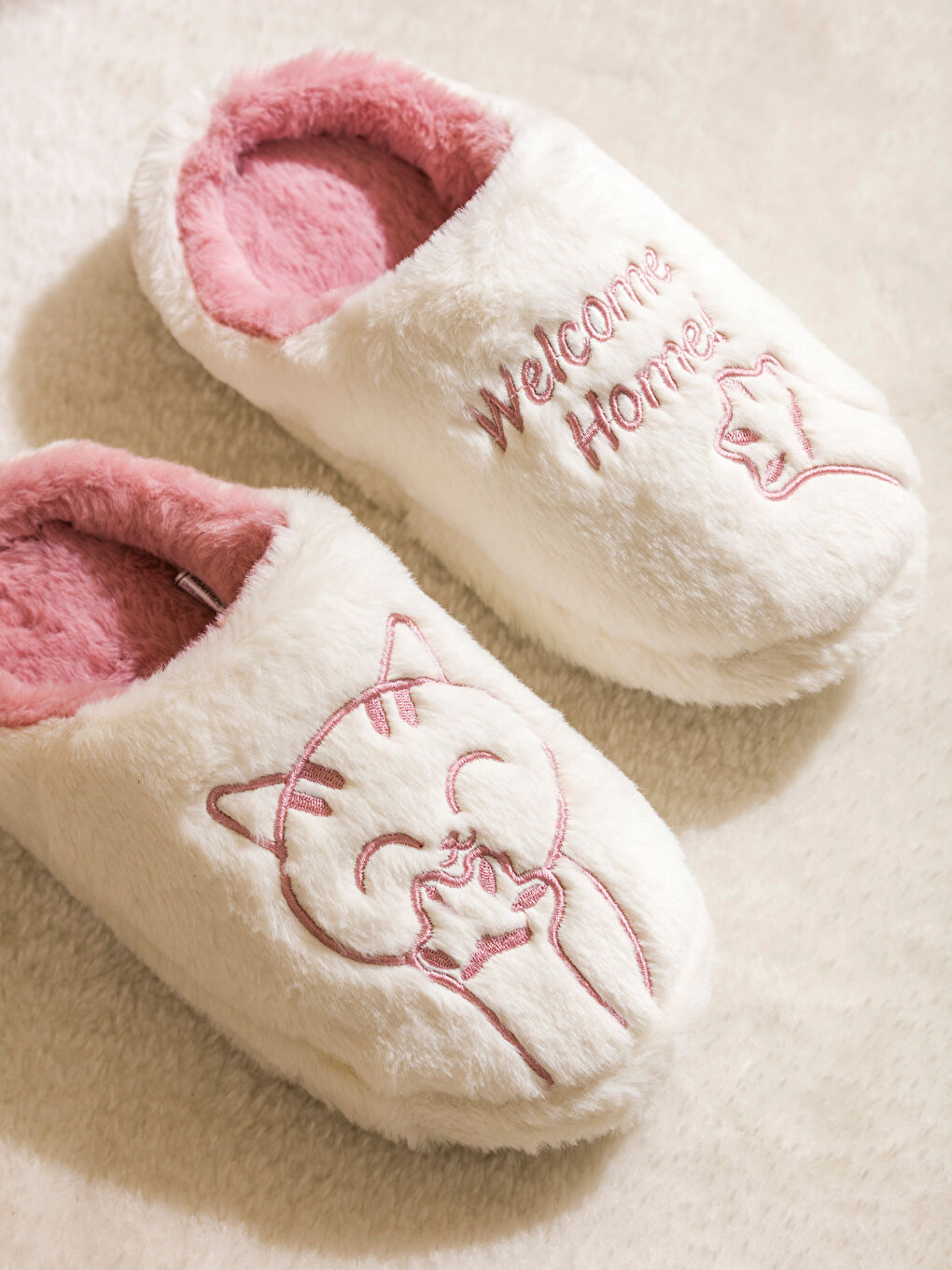 Cat Embroidered Women's Home Slippers-2