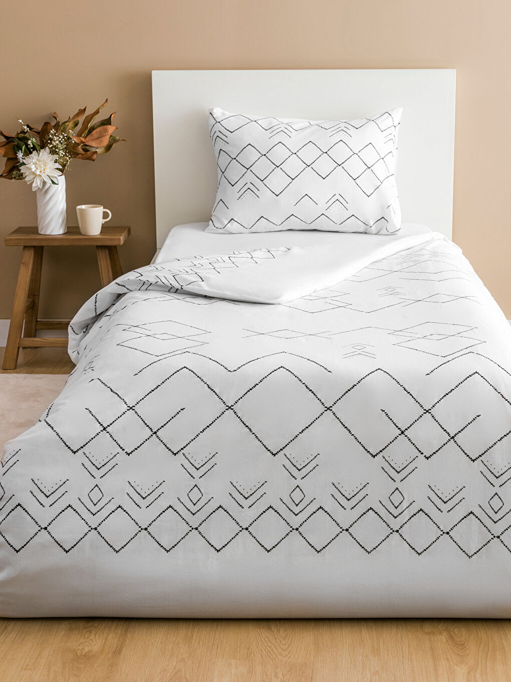 LCW HOME سێتی کەڤەری تاکە پەڕۆی نەخشدار و هێڵدار -W5AK59Z8-F9C