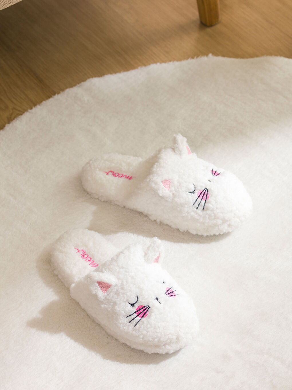 Woman WHITE Home Slippers-1