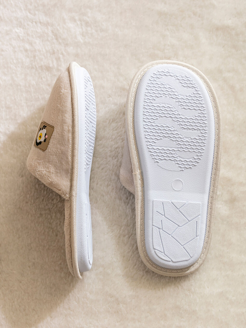 Closed Front Printed Women's Indoor Slippers-3