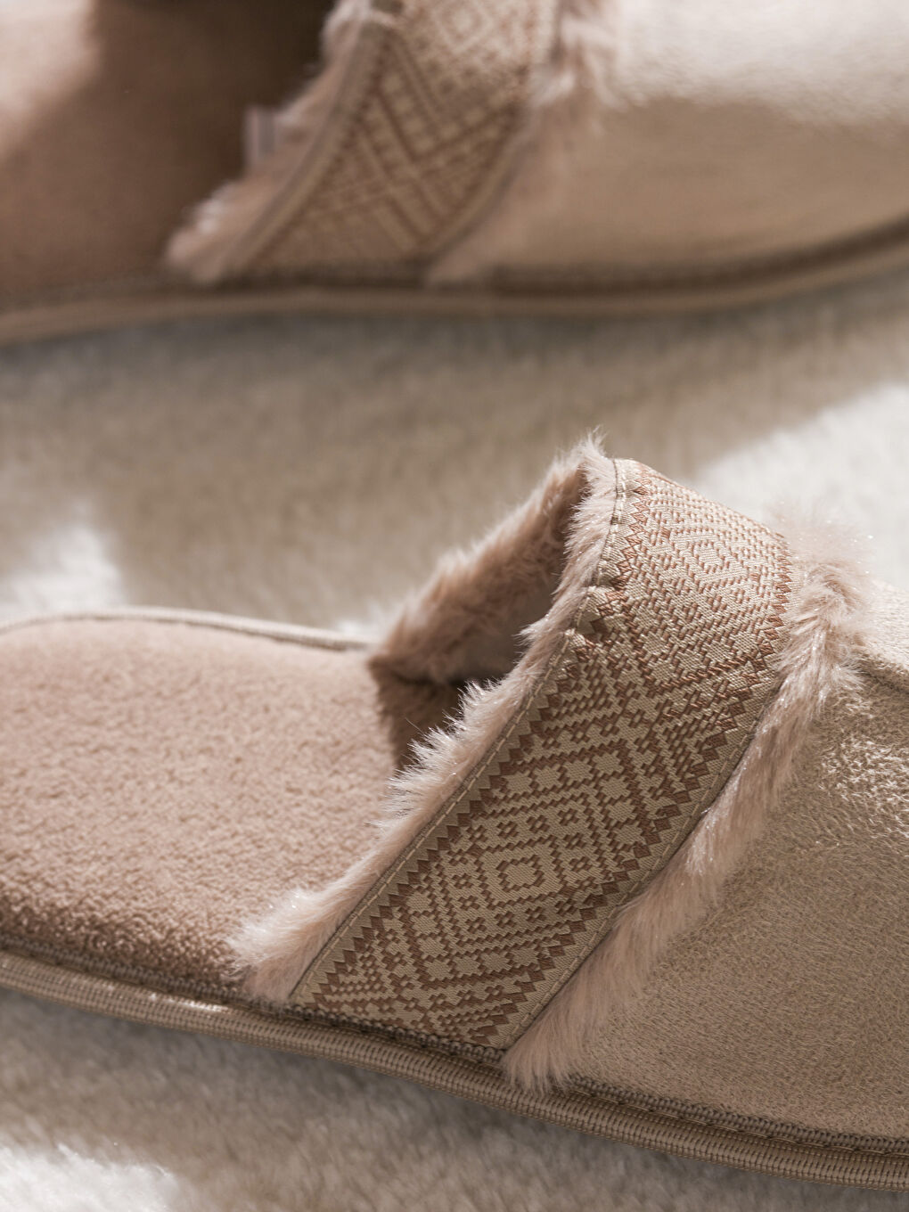 Suede-Look Women's Home Slippers-2