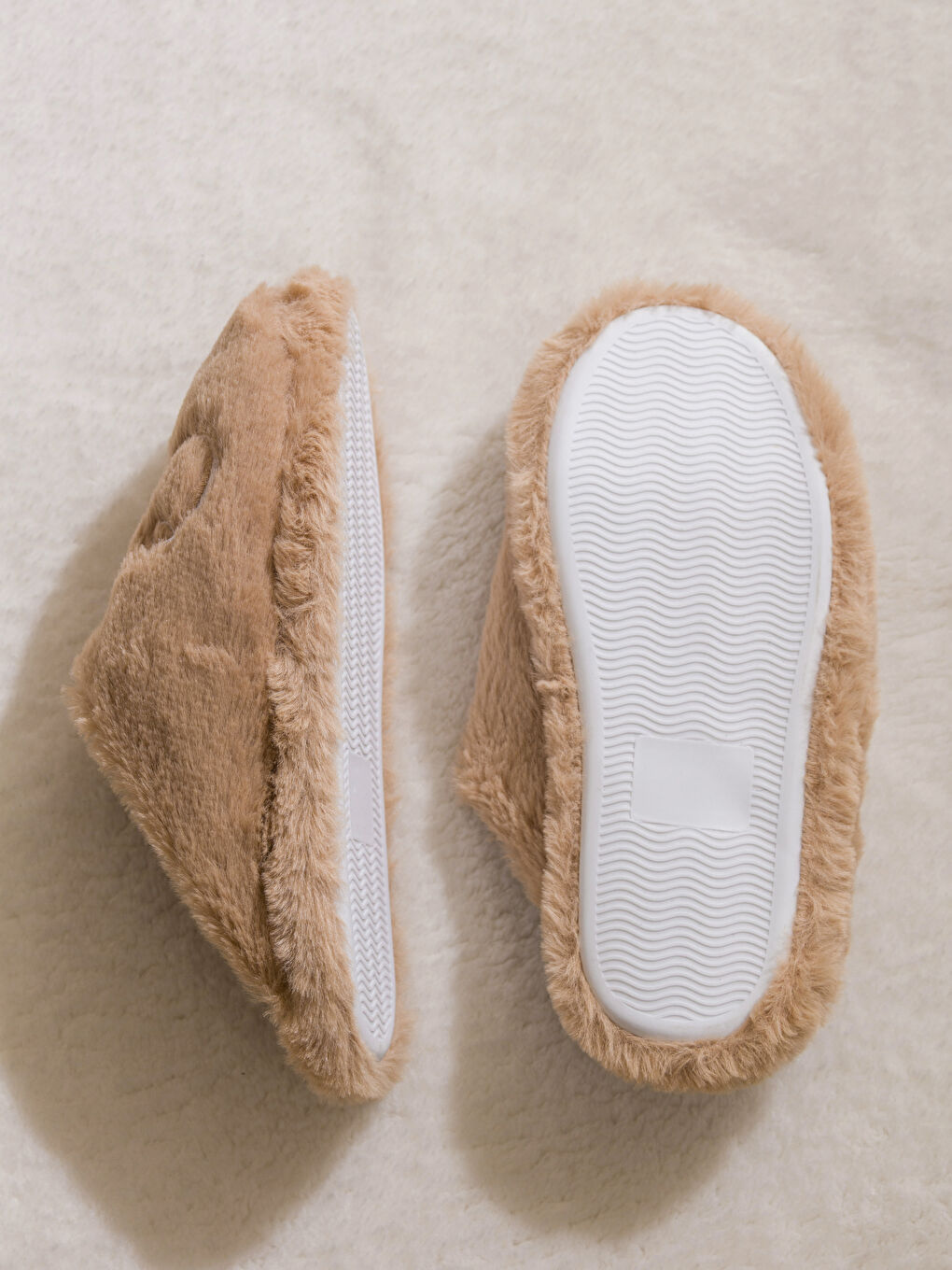 Embroidery Detailed Plush Women's Home Slippers-3