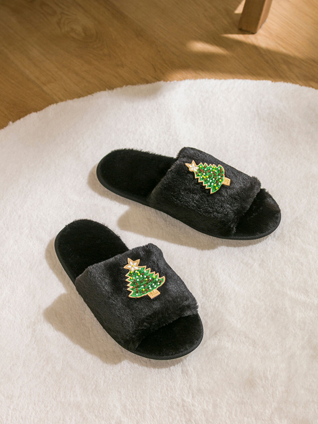 Woman BLACK Home Slippers-1