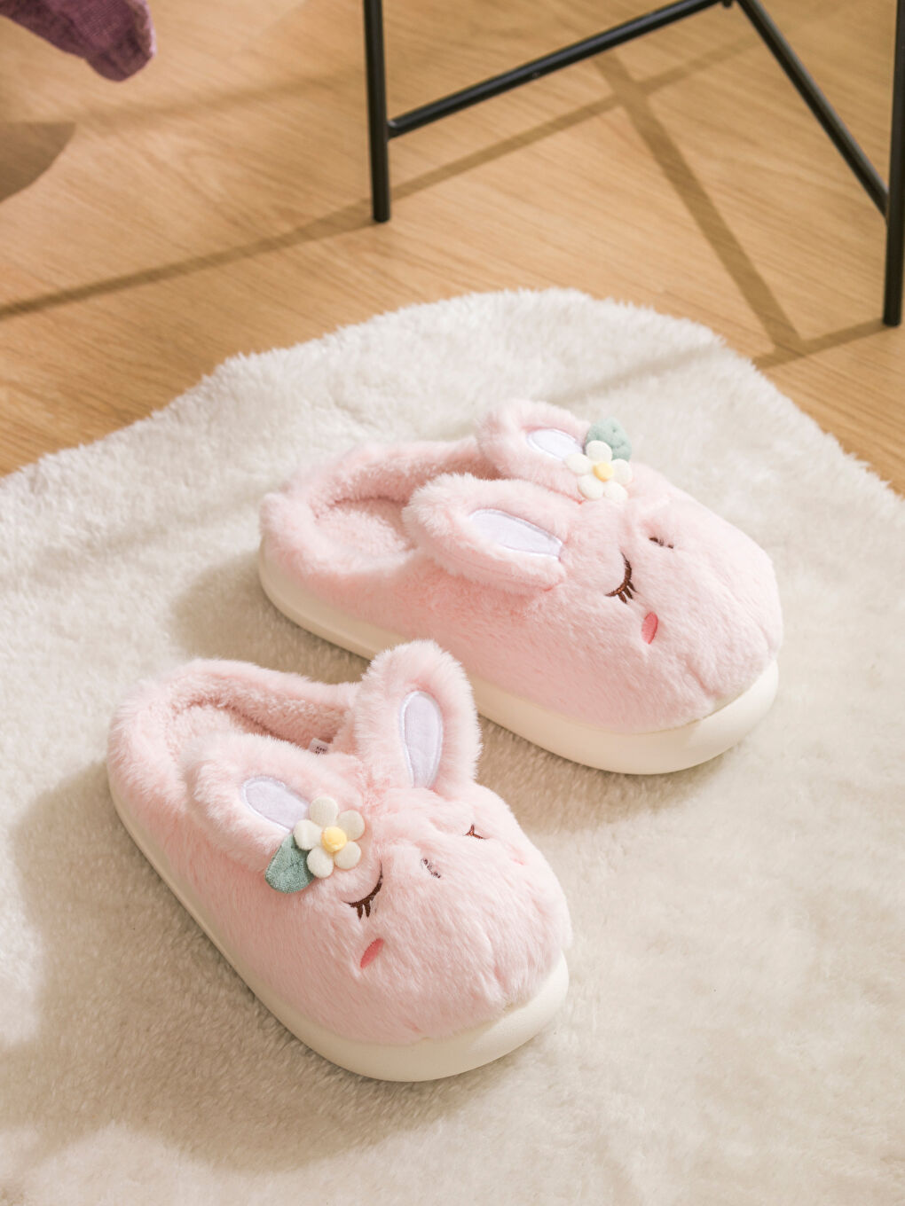 Rabbit Figured Women's Home Slippers-1