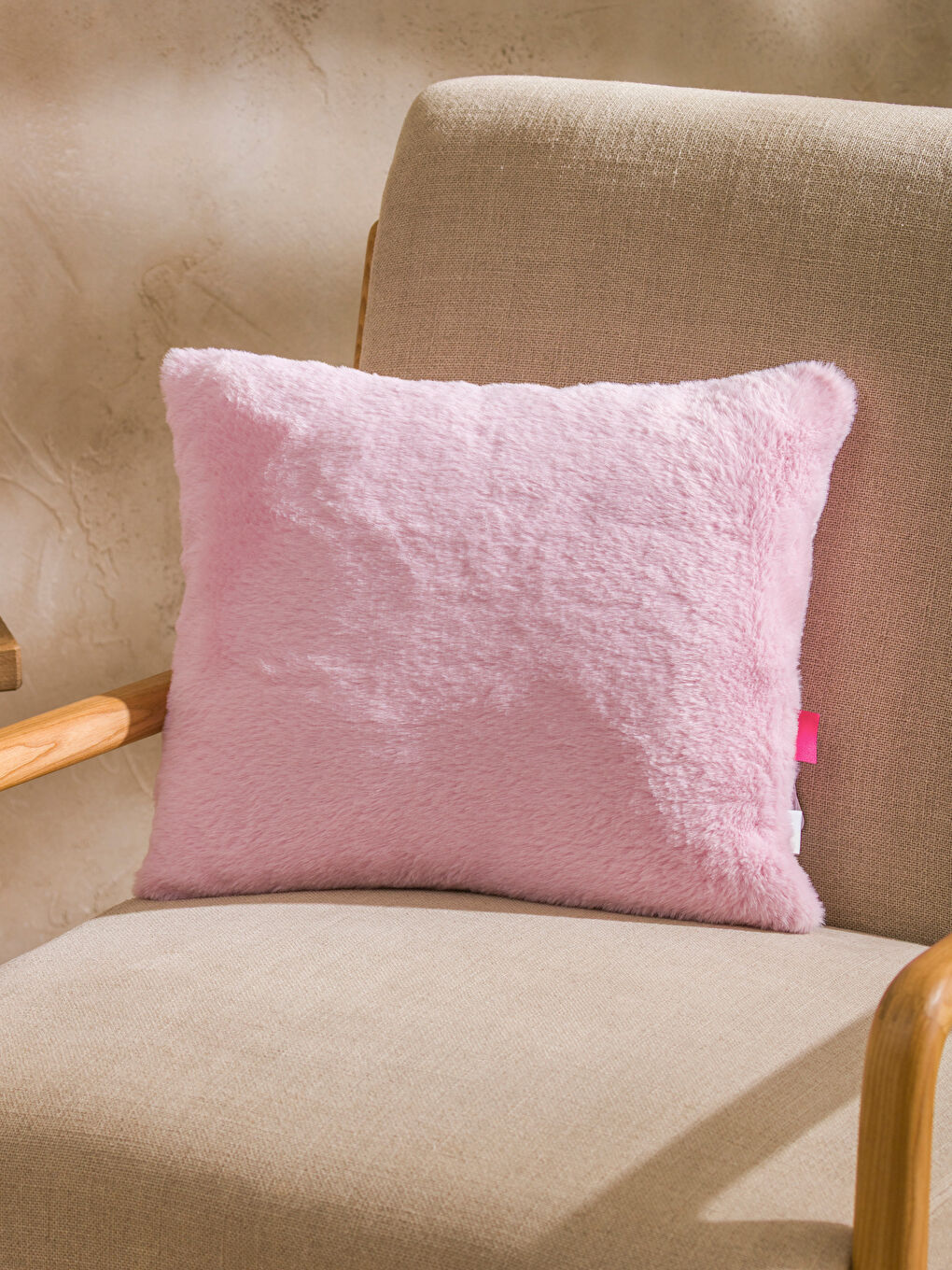LCW HOME Barbie Embroidered Plush Cushion 35x45 cm -W5AU14Z4-JH4