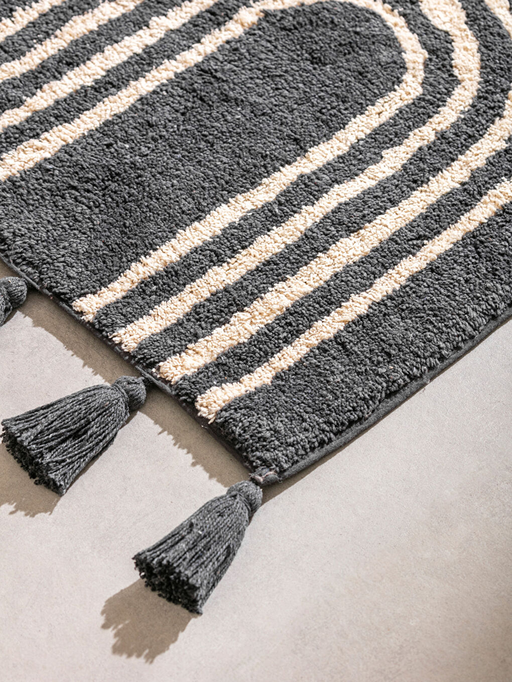 LCW HOME Tasseled Bath Mat 50x80 Cm -W5AV02Z8-LQ9