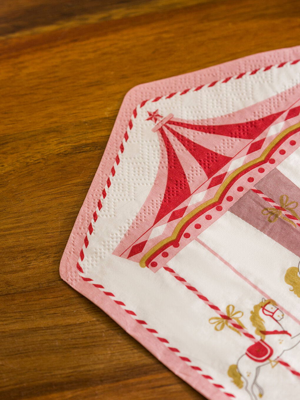Carousel Printed Paper Napkin 20 Pack-2