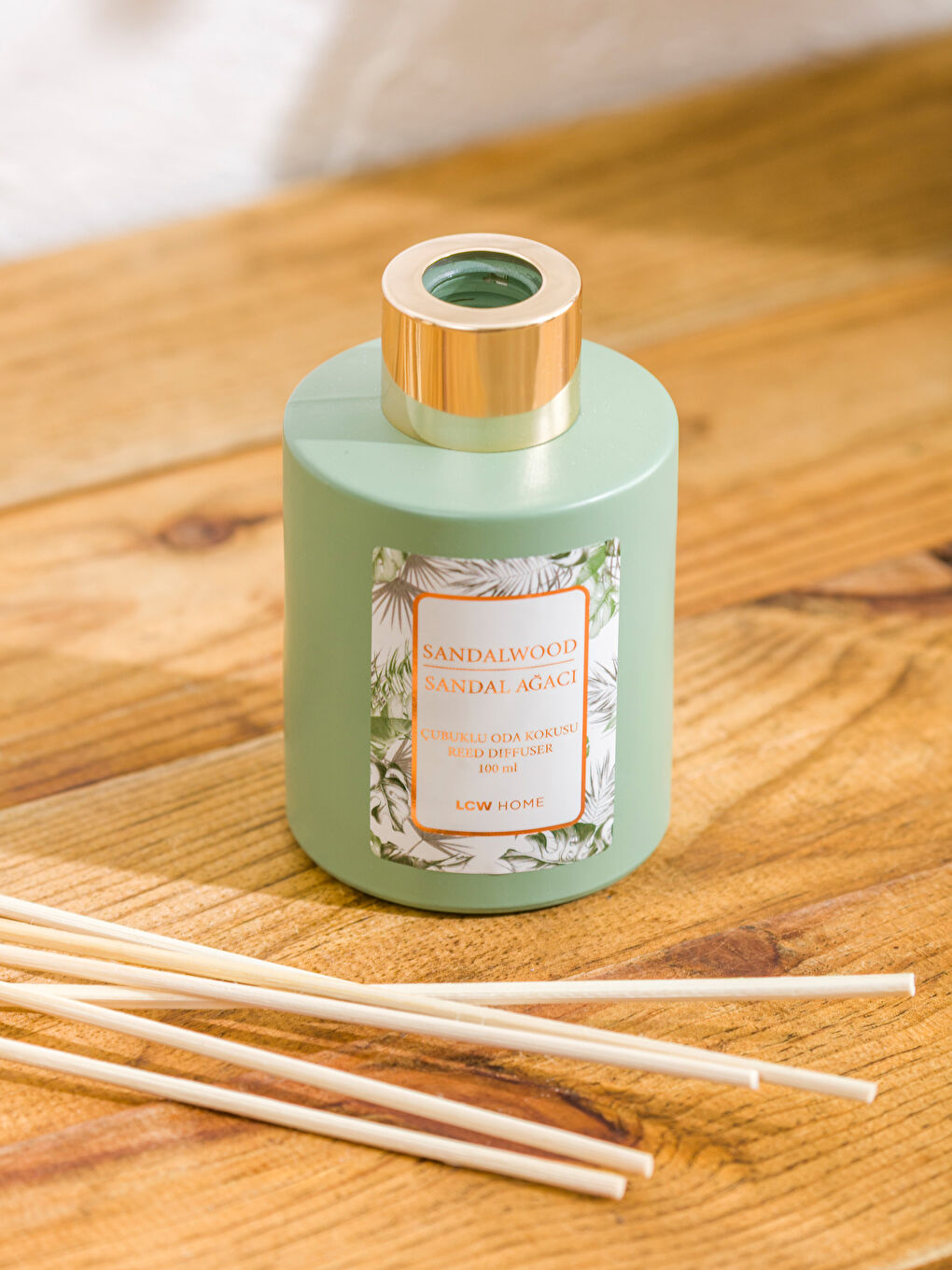 Sandalwood Scented Reed Room Fragrance 100 ml-1