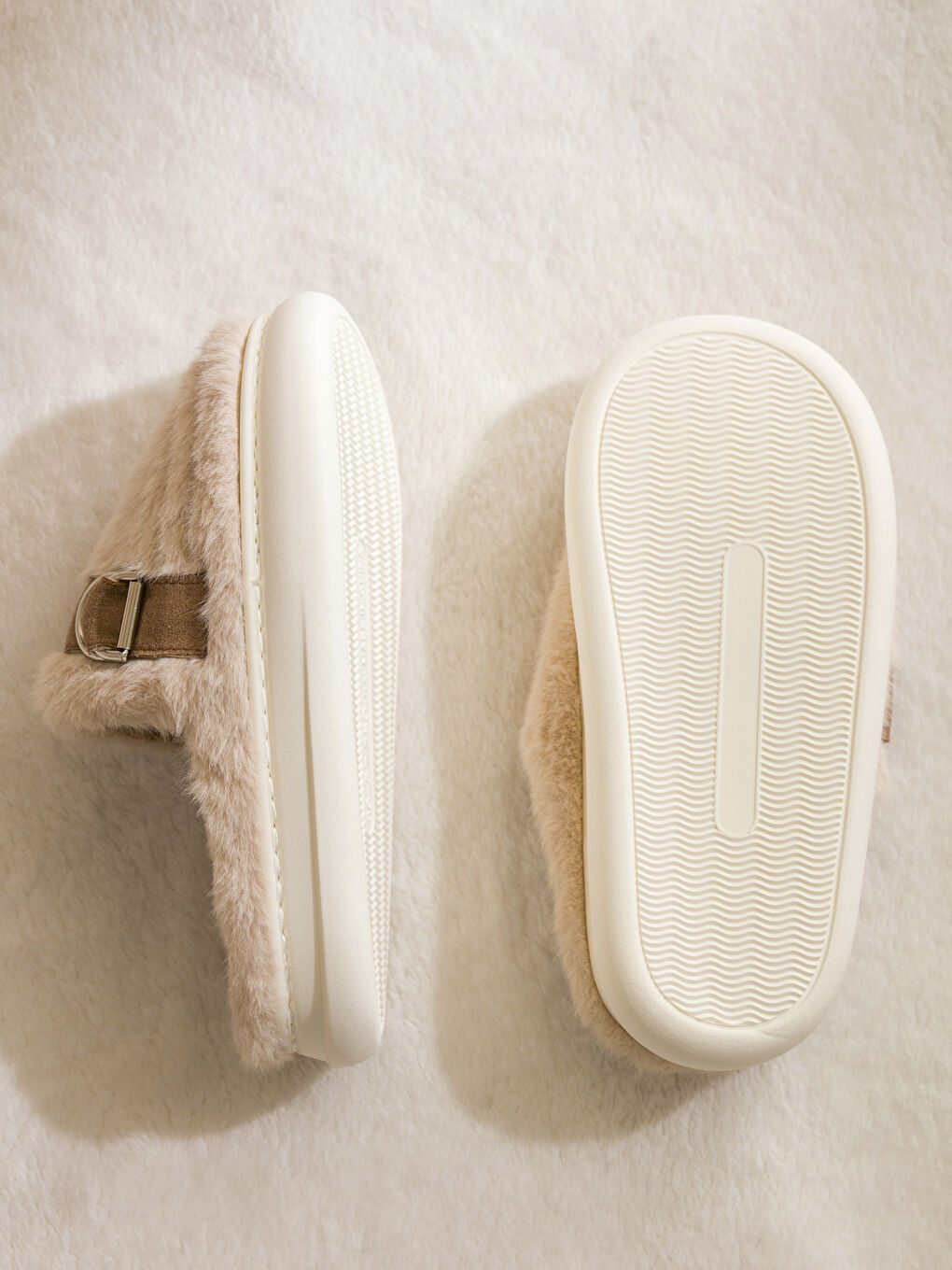 Closed Front Plush Women's House Slippers-3