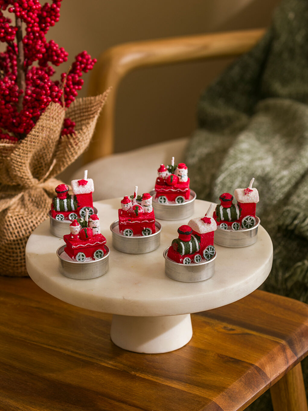Christmas Themed Decorative Candle 6-pack-1