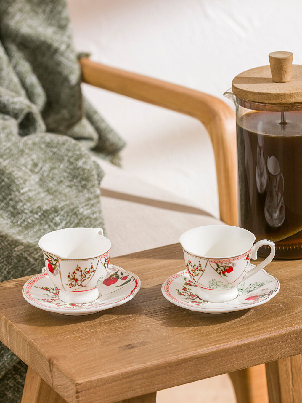 Karışık Çiçek Baskılı 2 Kişilik Porselen Kahve Fincan Takımı 90 ml