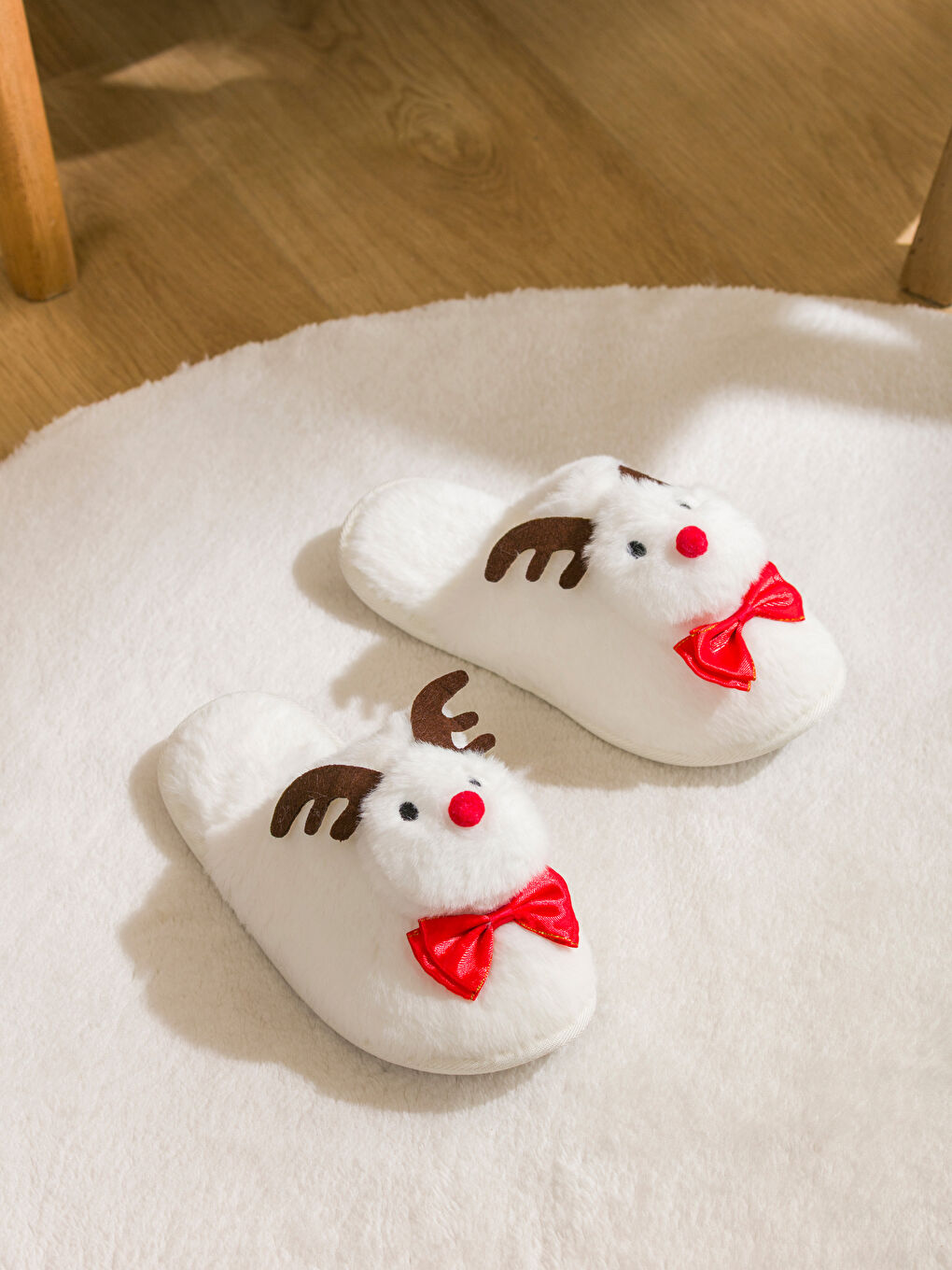 Woman WHITE Home Slippers-1