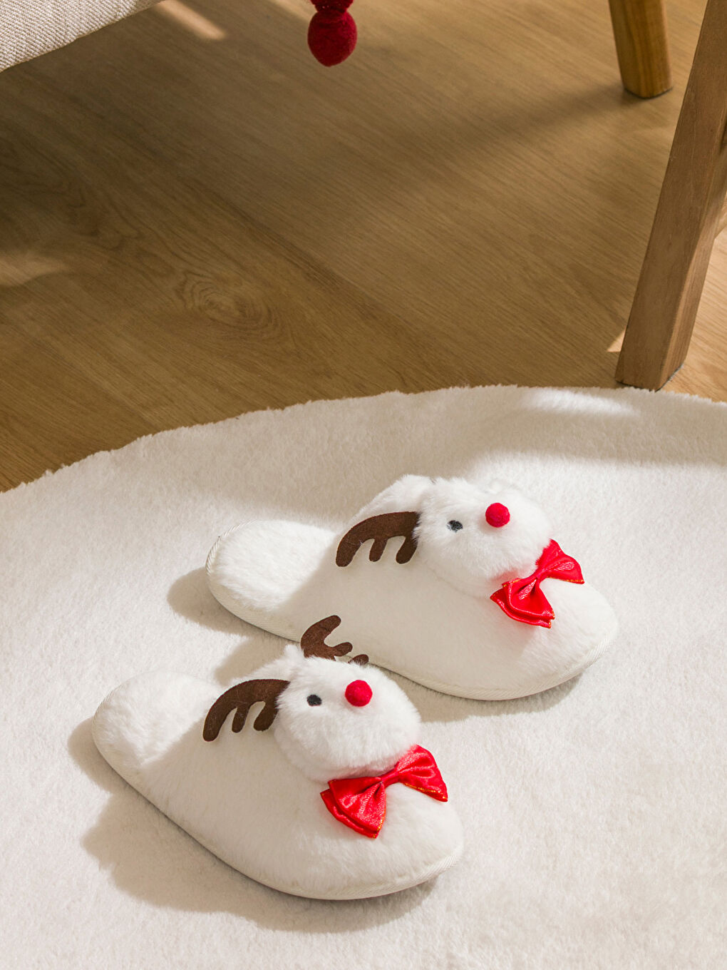 Woman WHITE Home Slippers