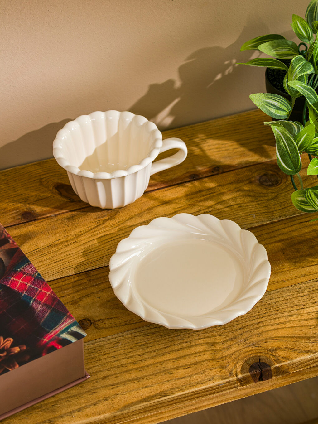 Turkuaz Burgu Desenli Porselen Kahve Fincanı 250 ml-1