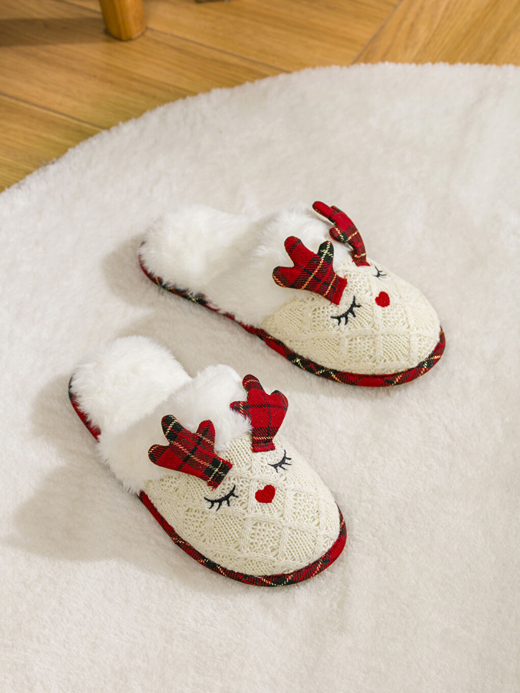 Christmas Themed Women's Home Slippers-1