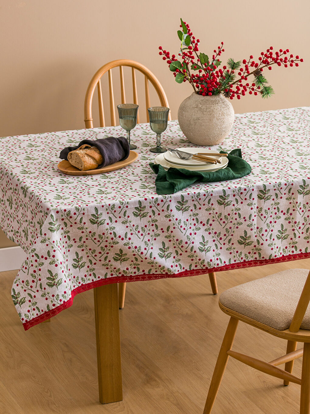 Christmas Themed Tablecloth 150x220 cm-1