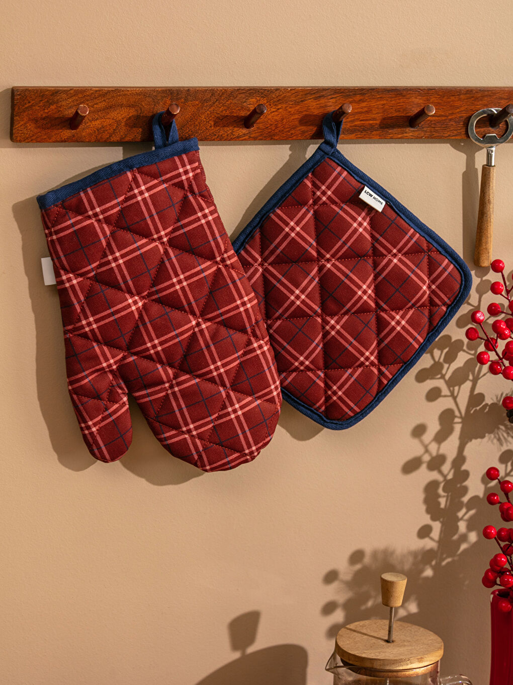 Teddy Bear Printed Oven Mitten and Pot Holder-1
