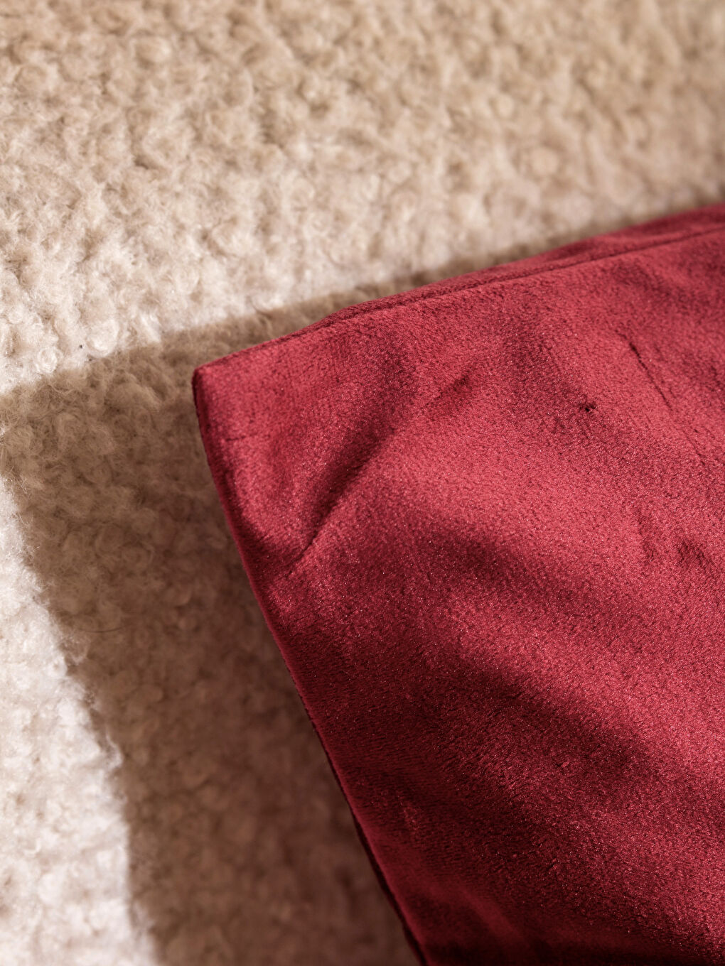 RED Cushion Case-2