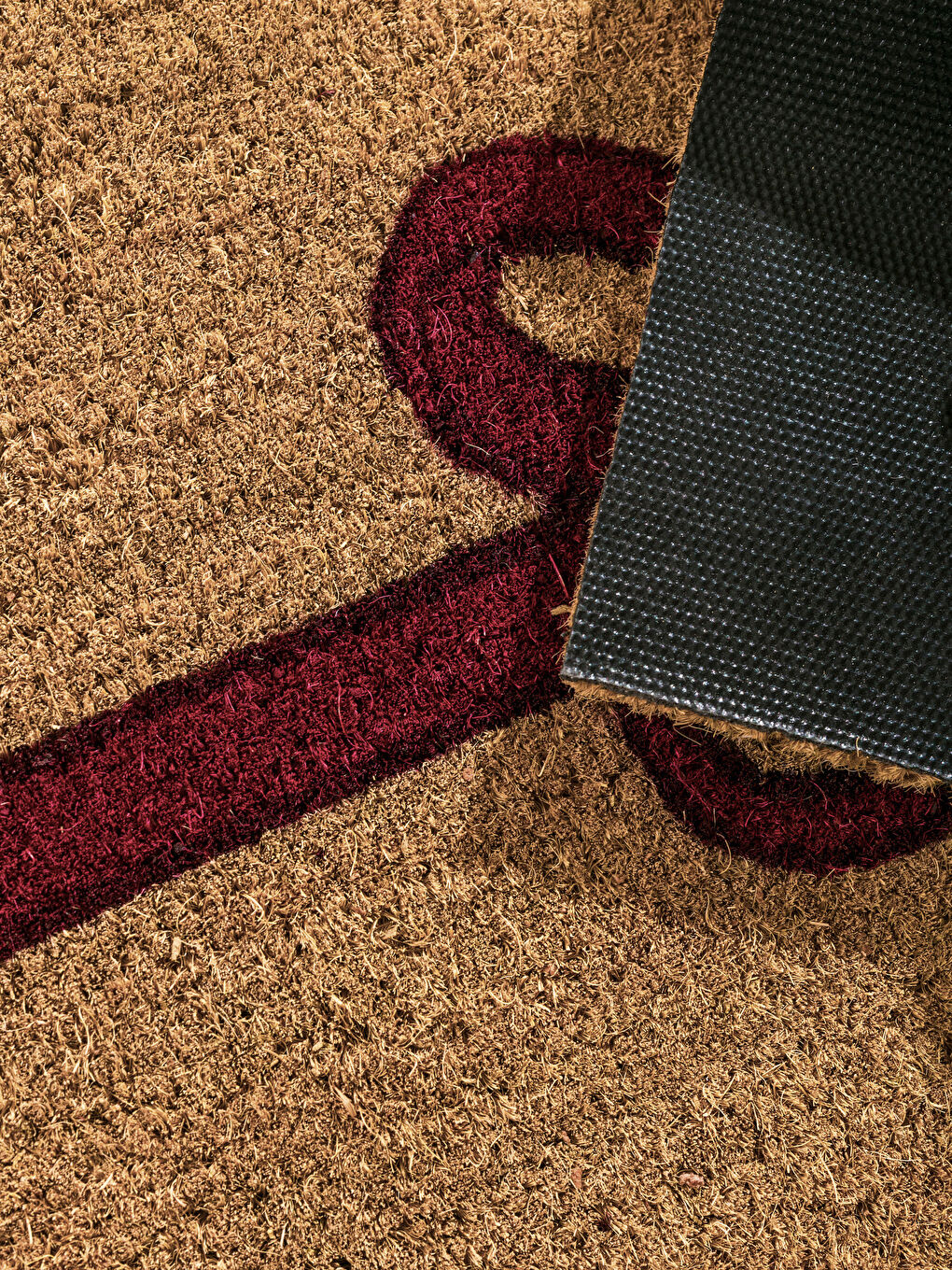 Kırmızı Fiyonk Baskılı Kapı Önü Paspası 45x75 cm-2