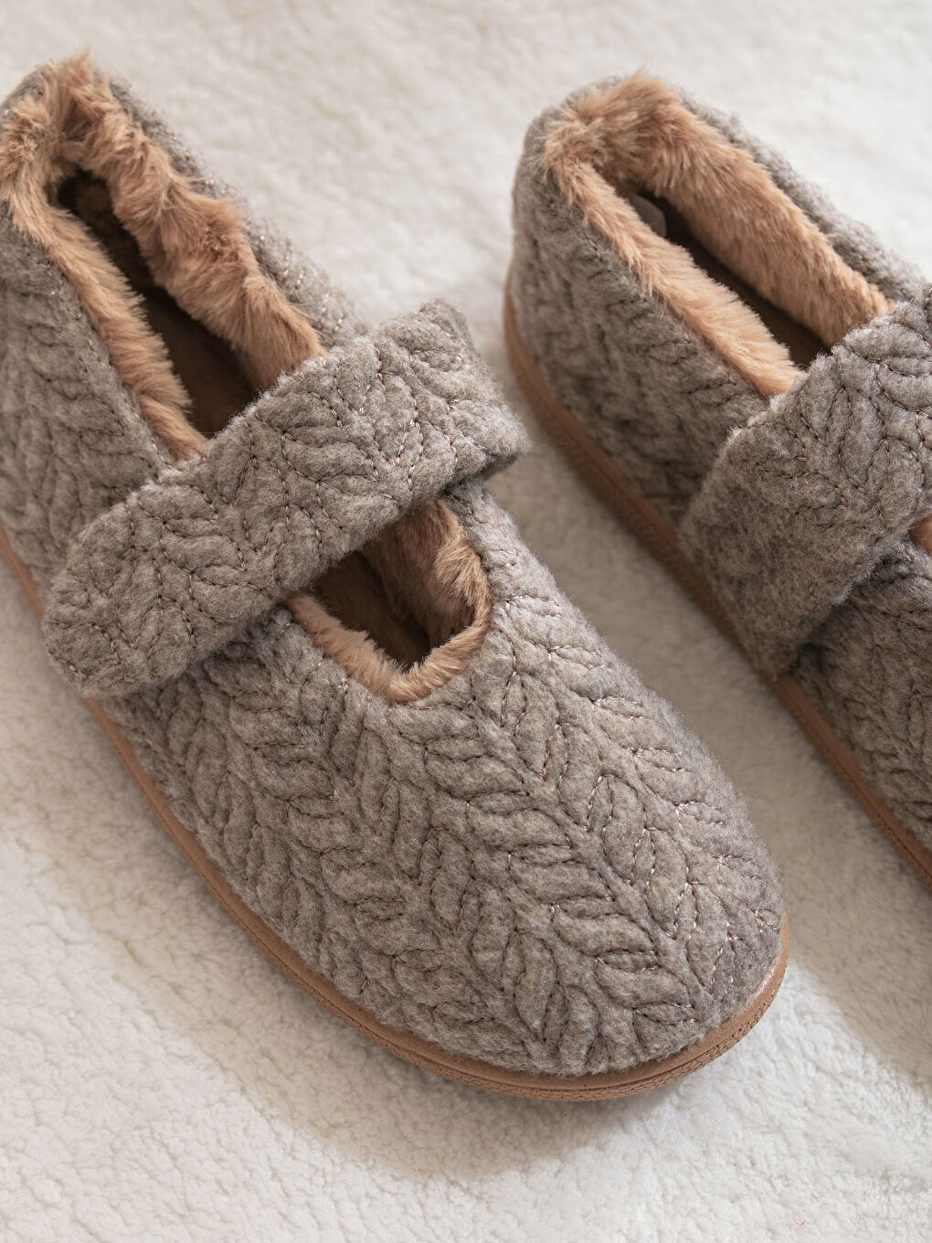 Bej Kadın Ev Ayakkabısı-2