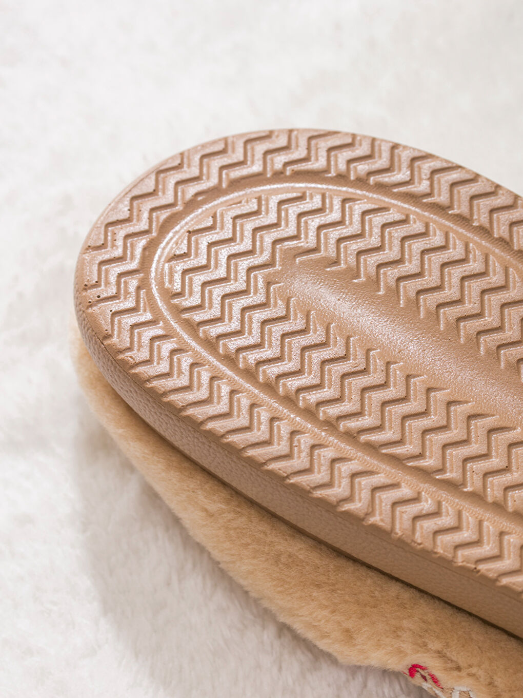 Bej Kadın Pelüş Ev Terliği-4