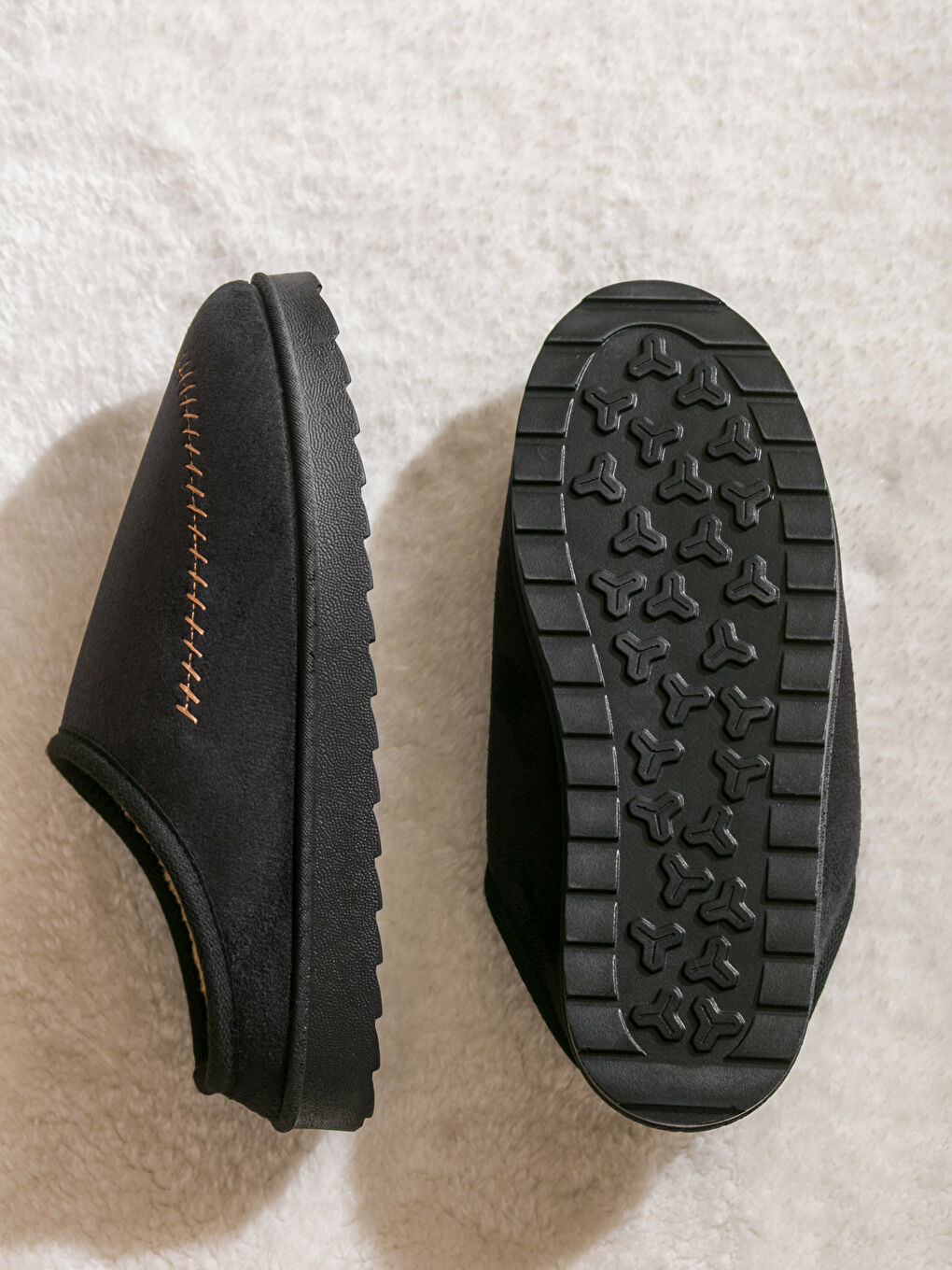 Siyah İçi Kürklü Erkek Ev Terliği-3