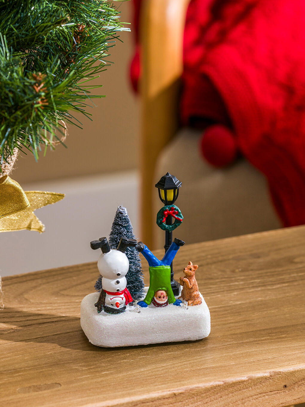 Karışık Yılbaşı Temalı Dekoratif Obje Işıklı 12 cm-1