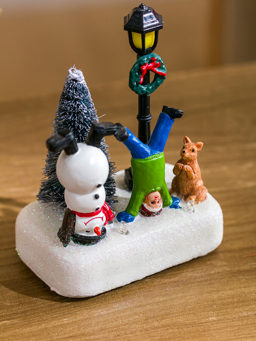 Karışık Yılbaşı Temalı Dekoratif Obje Işıklı 12 cm-2