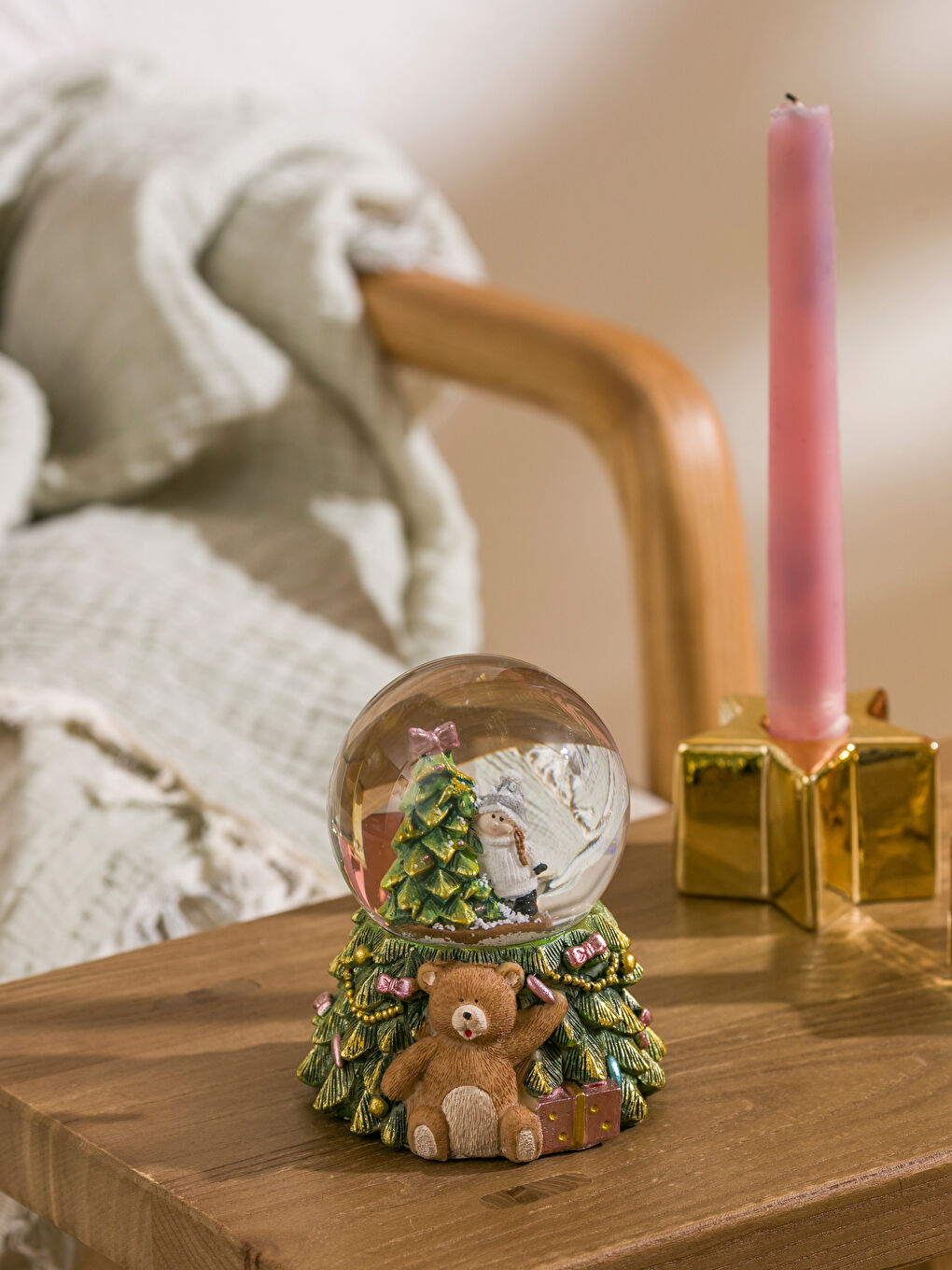 MIX Snow Globe-1