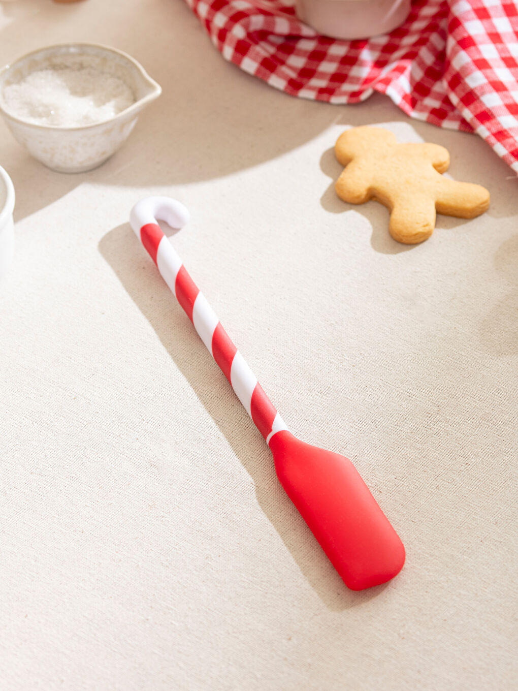 RED Serving Utensils-2