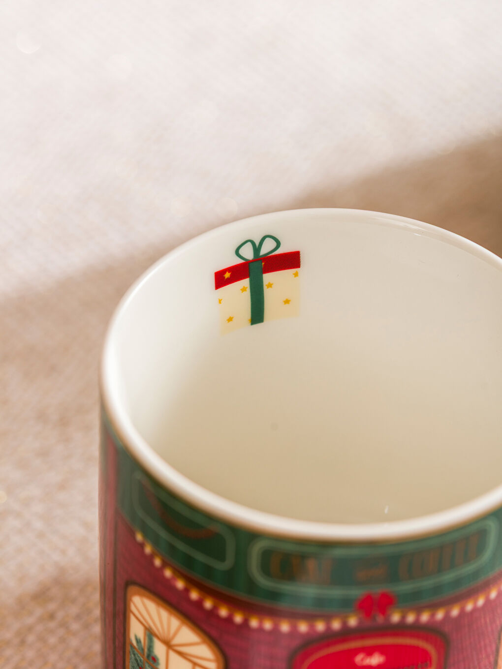 Christmas Themed Porcelain Mug 320 ml-2