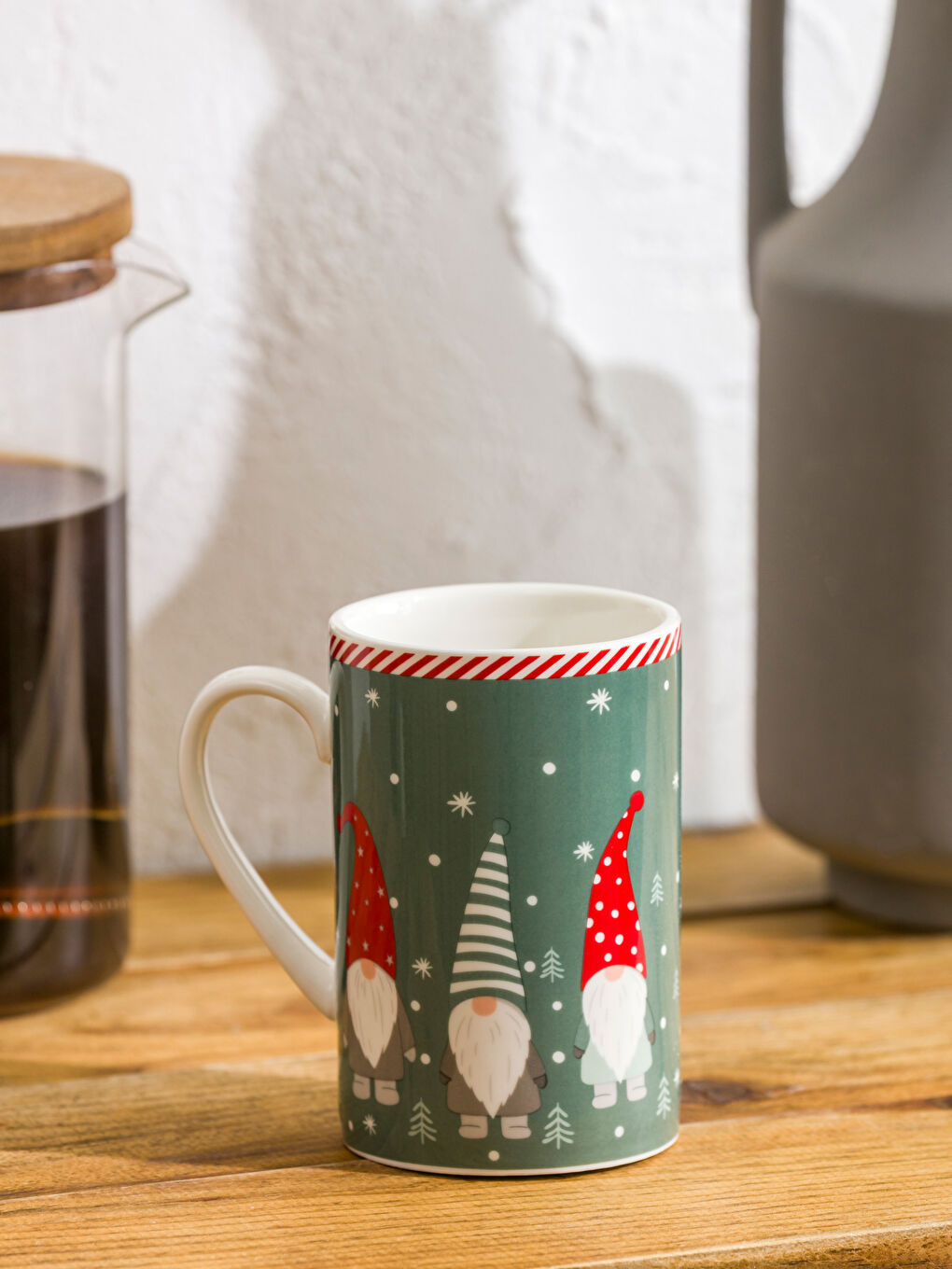 Christmas Themed Porcelain Mug 320 ml-1