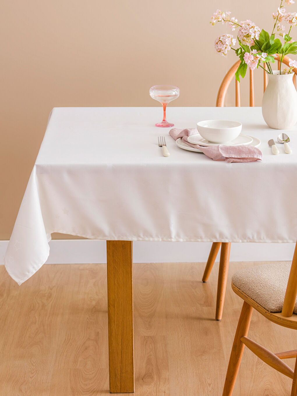 YELLOW Tablecloth-1