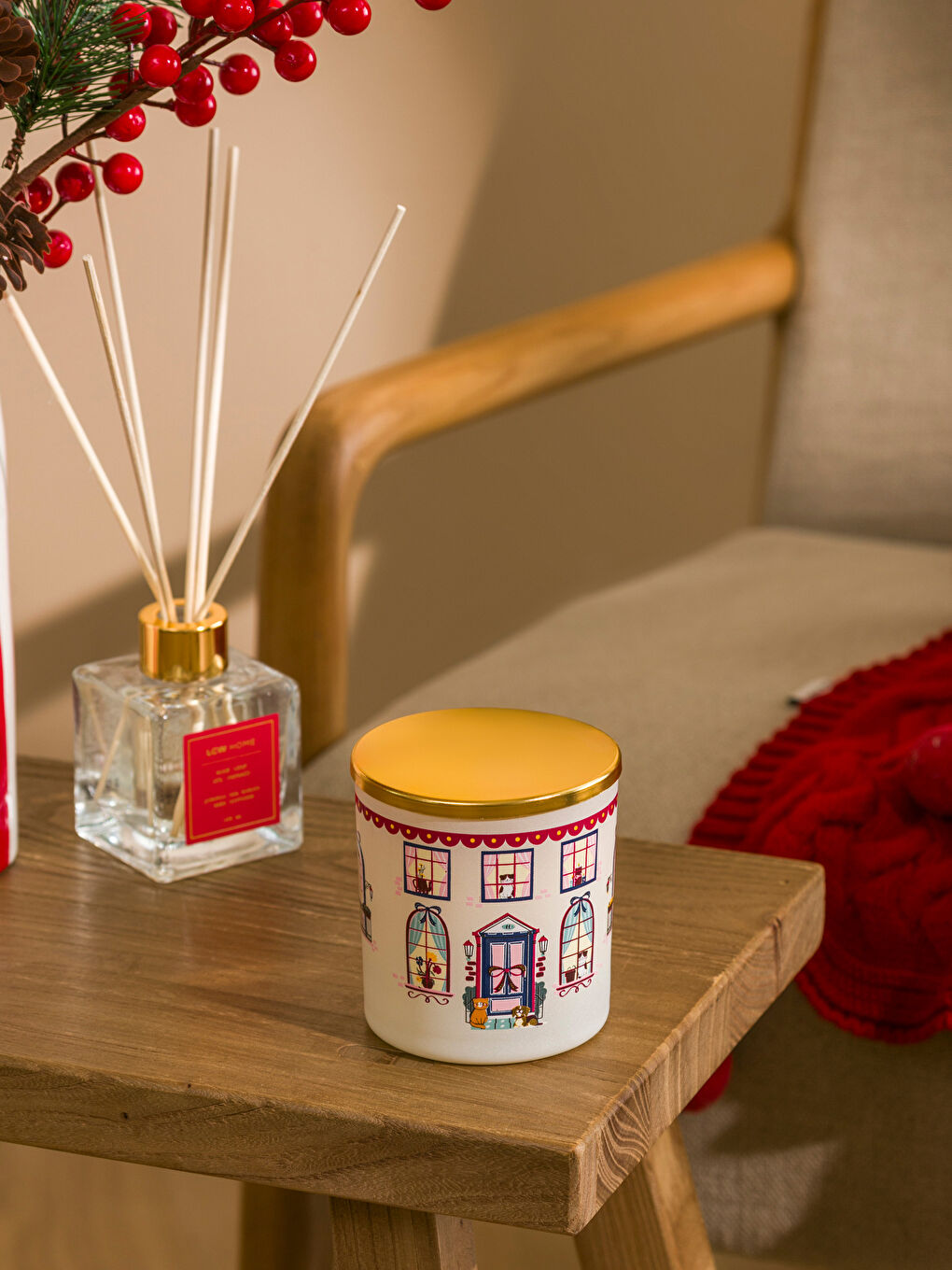 شمعة زجاج معطرة بالفانيليا 190 غرام-2