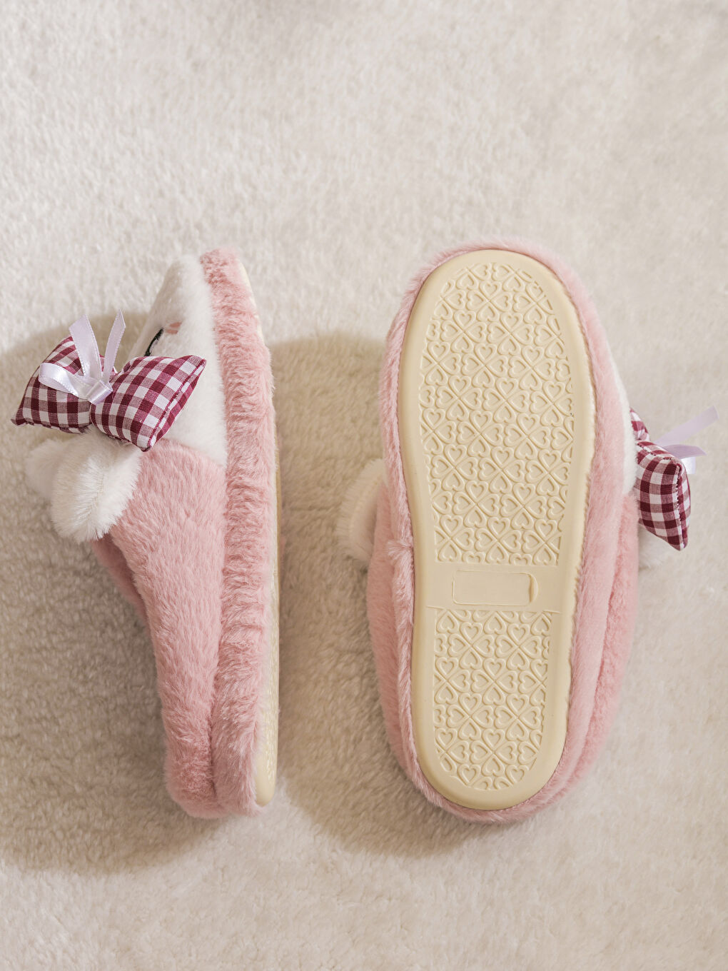 Pembe Tavşan Figürlü Pelüş Kadın Ev Terliği-3