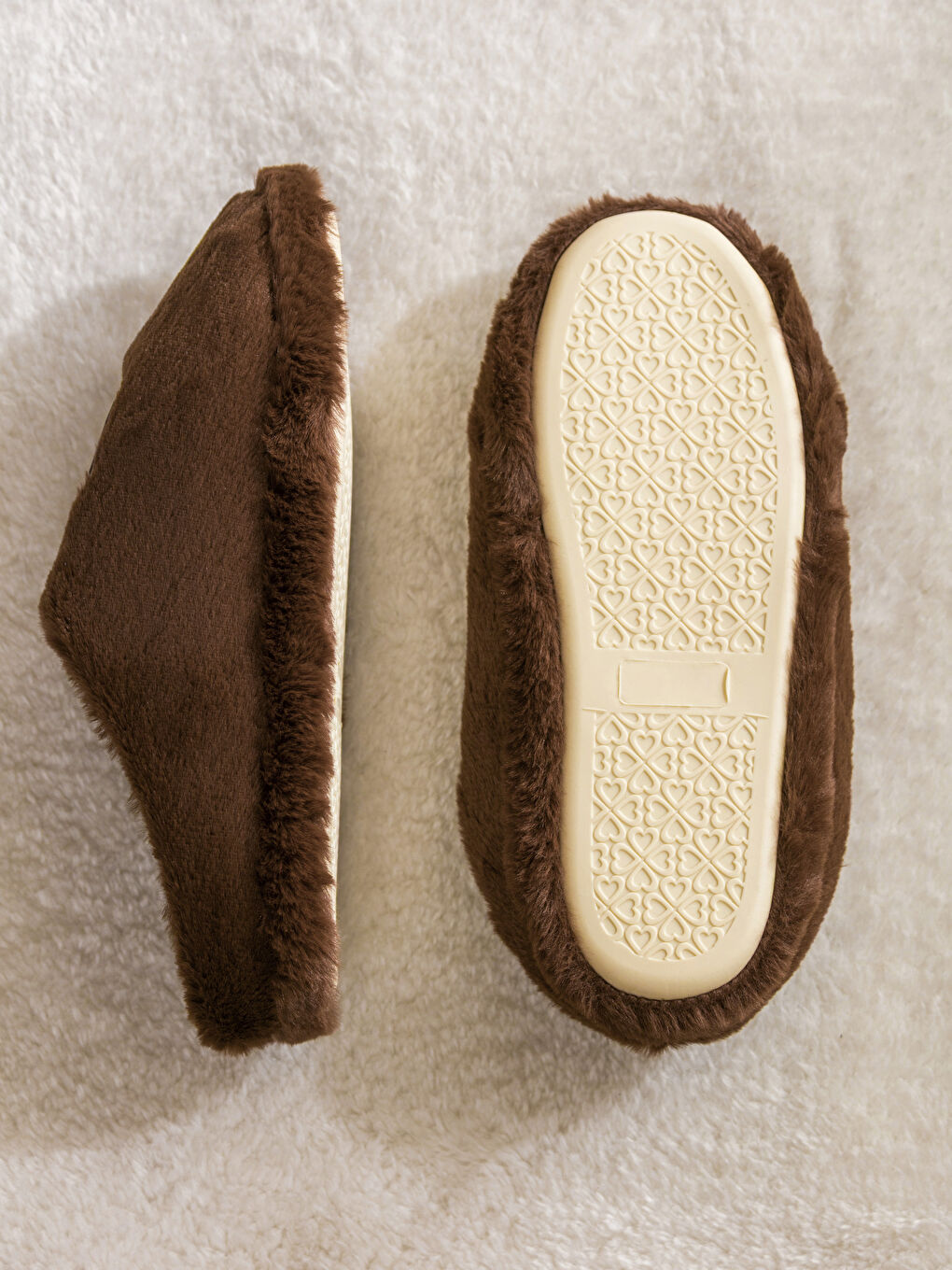 Kahverengi Kadın Pelüş Ev Terliği-3