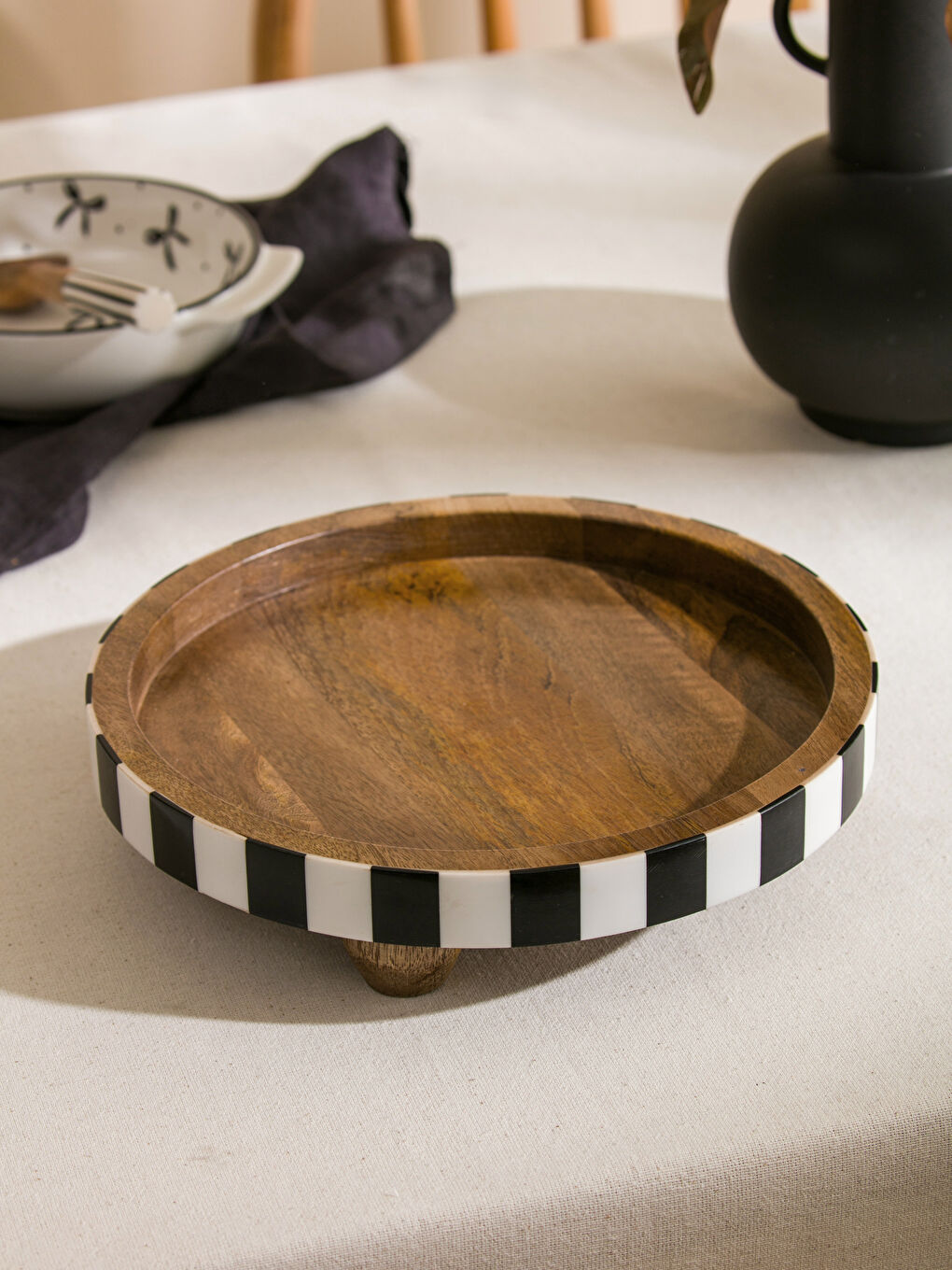 Footed Wooden Serving Plate 25 cm-1
