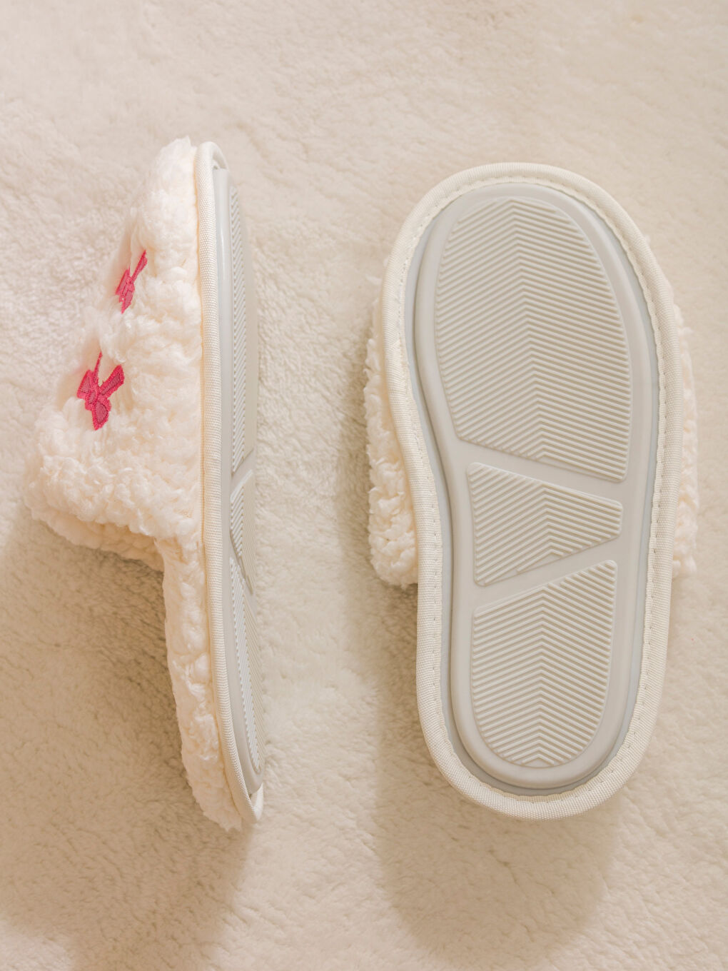 LCW HOME Embroidered Plush Women's Home Slippers -W5GH67Z8-J5E