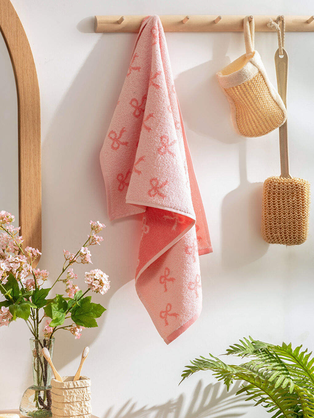LCW HOME خاولی دەستی گۆڵدوزی کراو بە پێچەوانە 50x80 cm -W5GH72Z8-G3G