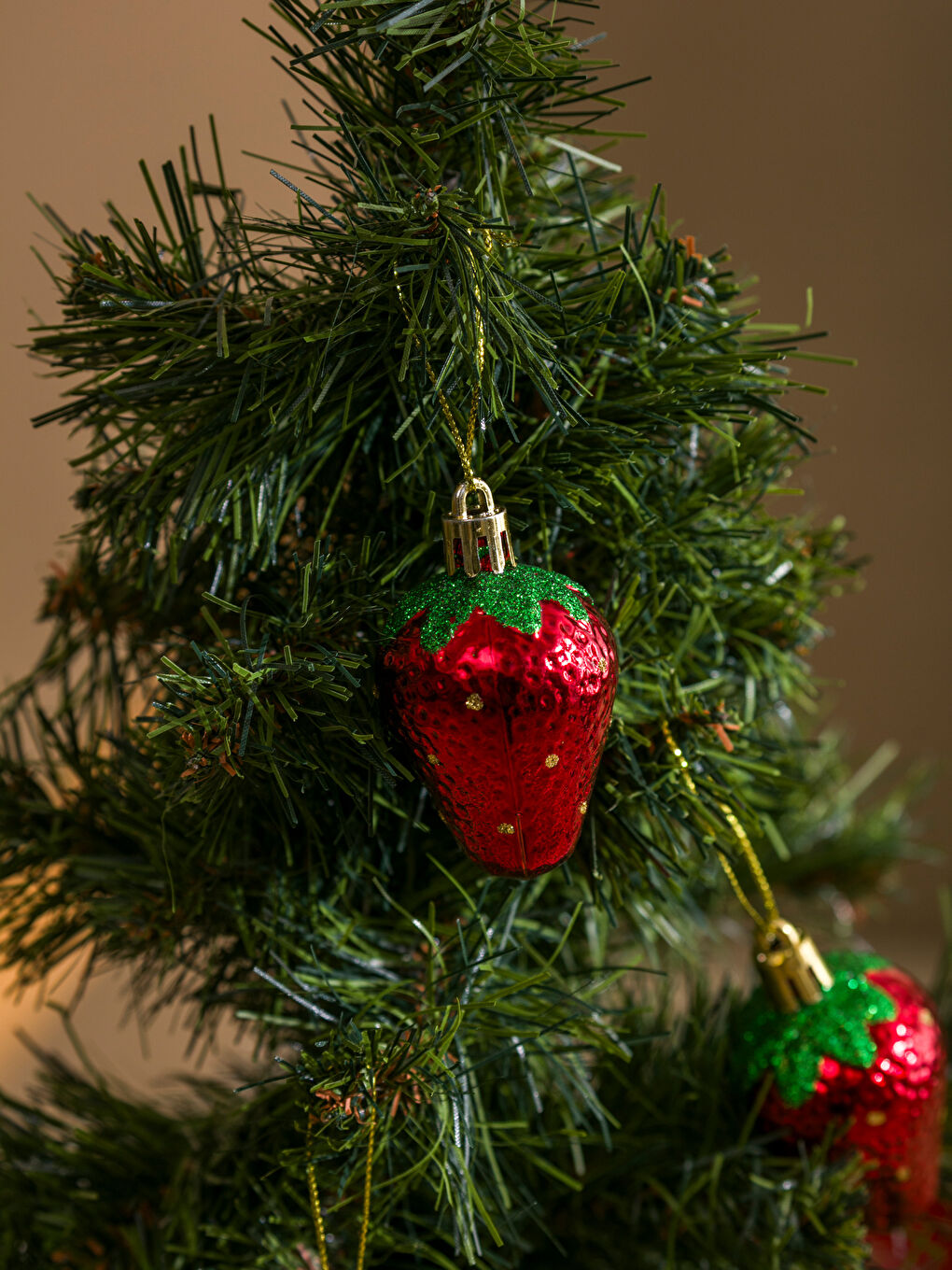RED New Year Tree Ornament-1