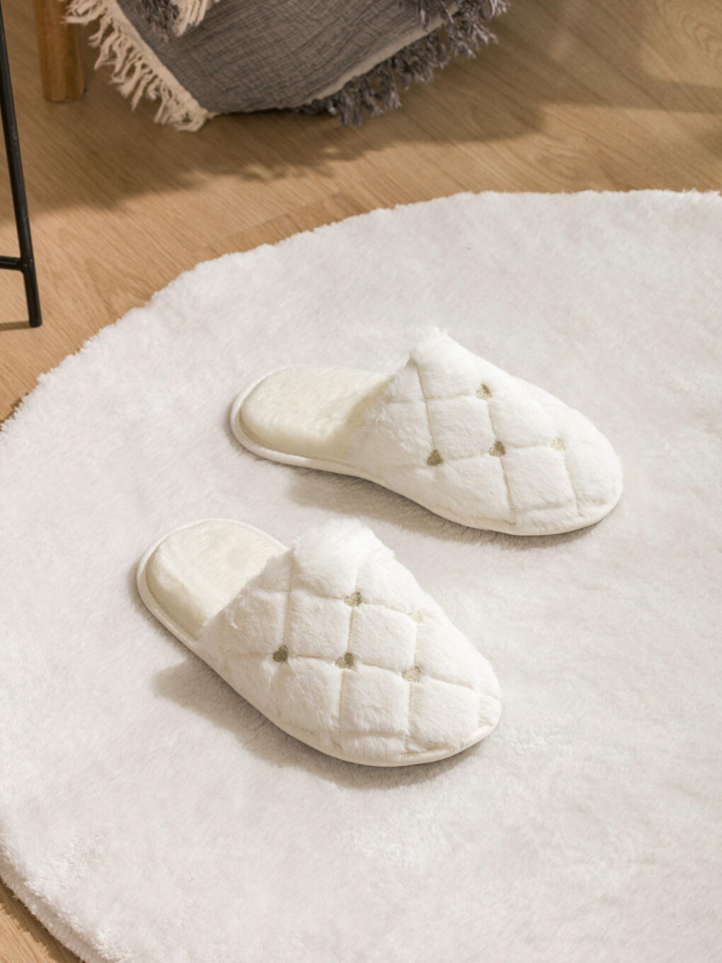 LCW HOME Embroidered Women's Home Slippers -W5GQ79Z8-V9H