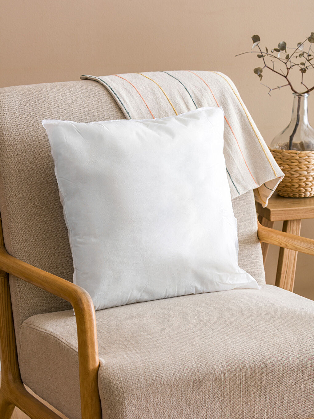 LC WAIKIKI WHITE Decorative Cushion -W5GY21Z8-J5E