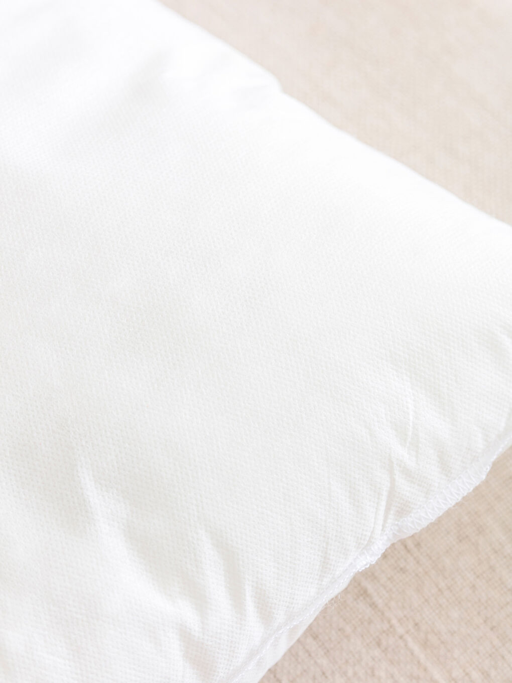 LC WAIKIKI WHITE Decorative Cushion -W5GY21Z8-J5E