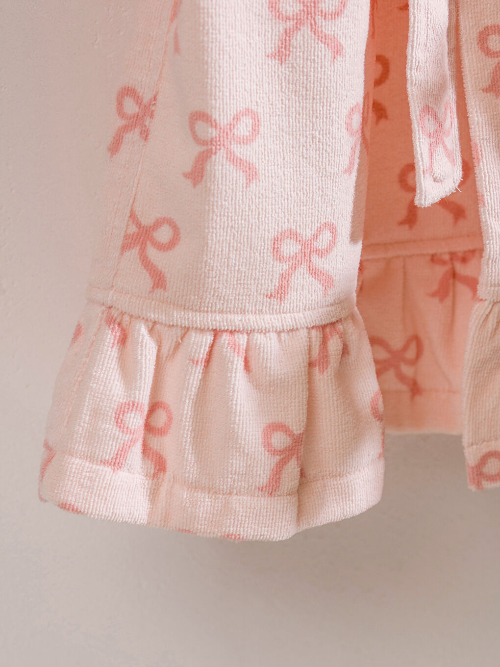 Pembe Fiyonk Baskılı Kadın Bornoz-2