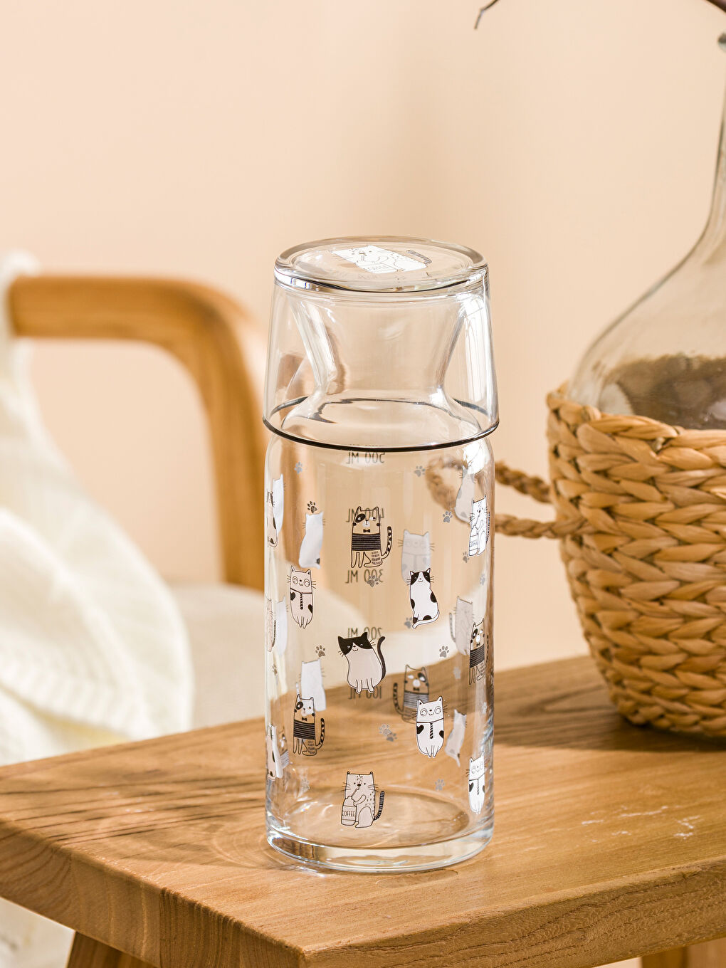 Cat Printed Glass Jug 700 Ml-2