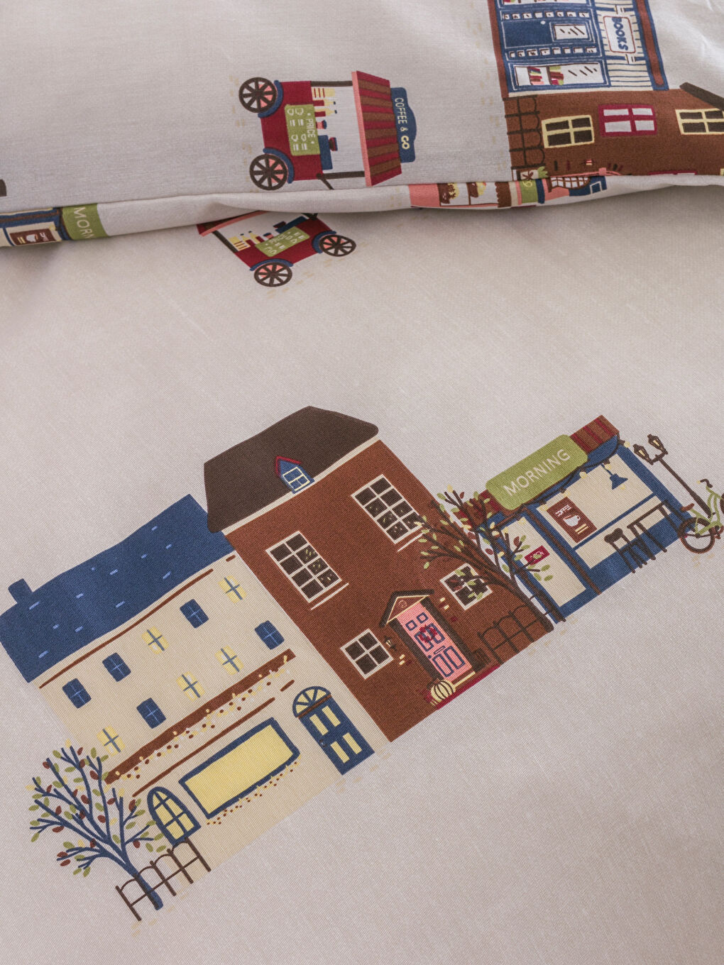 Karışık Baskılı Çift Kişilik Nevresim Takımı-6